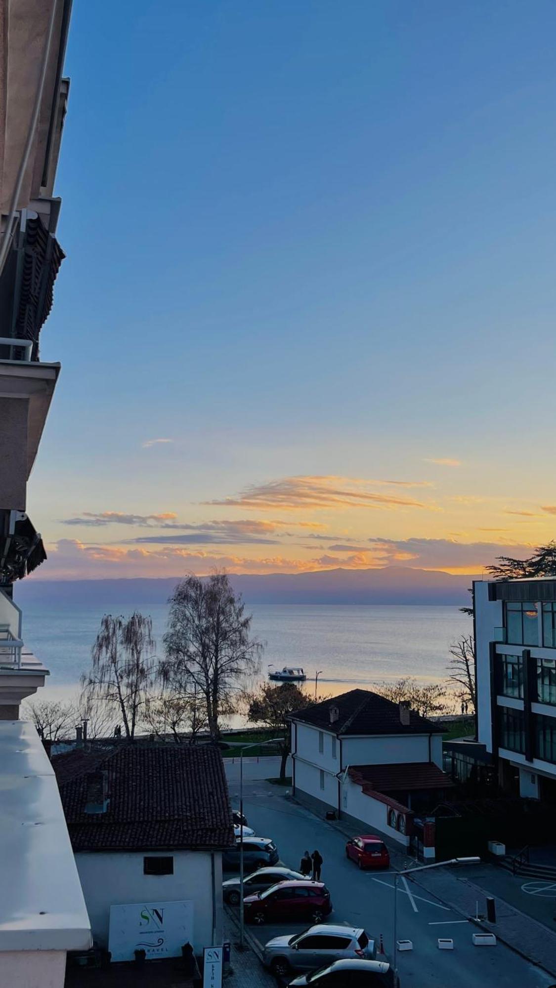 Exclusive Apartments With Lake View Ohrid Exterior photo