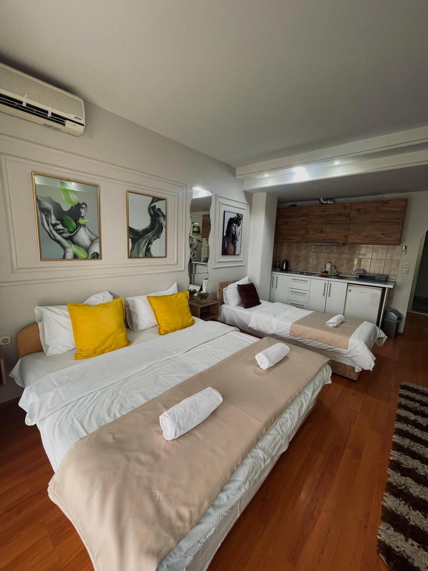 Exclusive Apartments With Lake View Ohrid Exterior photo